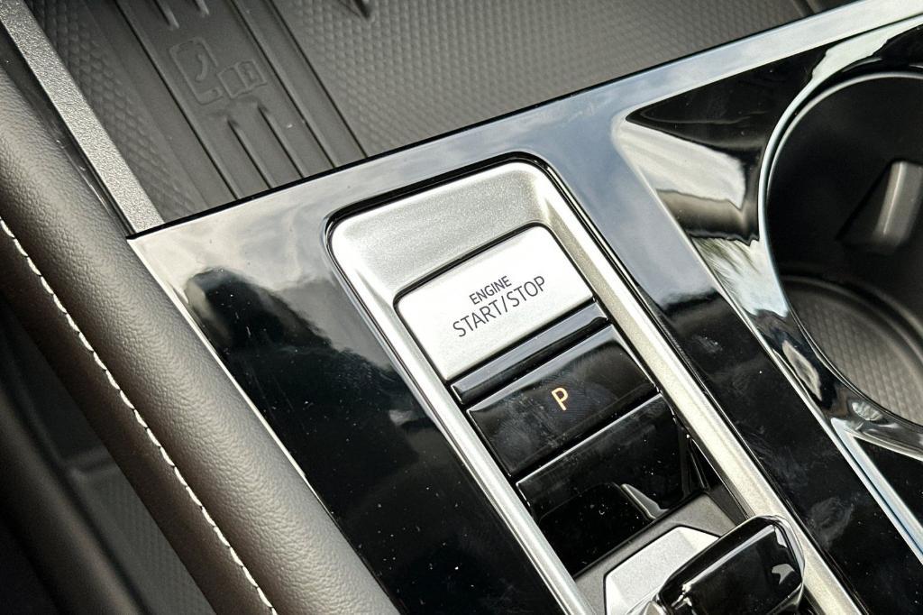 new 2026 Volkswagen Atlas car, priced at $45,929