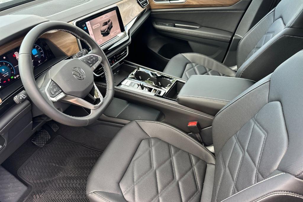 new 2026 Volkswagen Atlas car, priced at $45,929