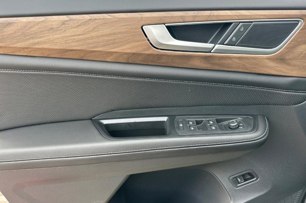 new 2026 Volkswagen Atlas car, priced at $45,929