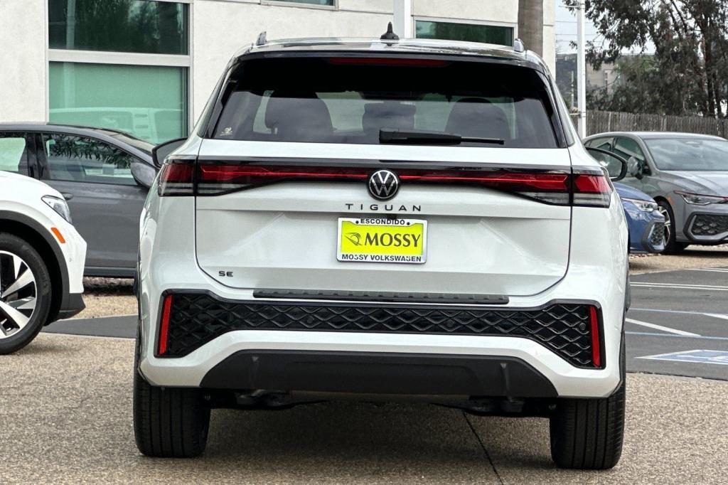 new 2026 Volkswagen Tiguan car, priced at $39,062