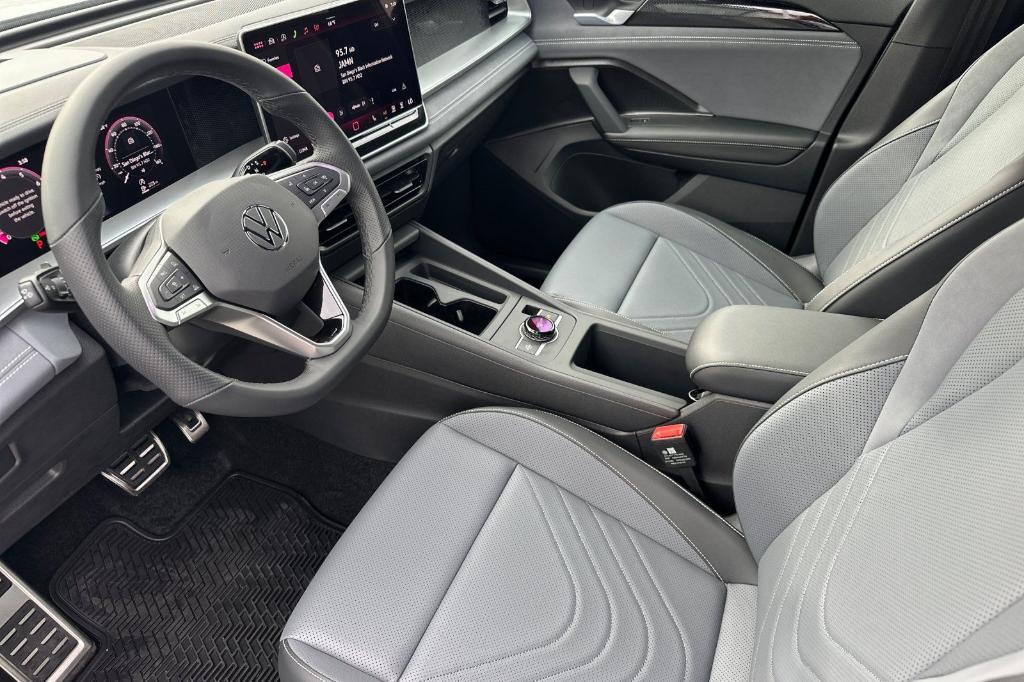 new 2026 Volkswagen Tiguan car, priced at $39,062