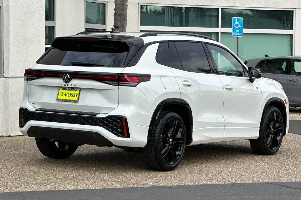 new 2026 Volkswagen Tiguan car, priced at $39,062