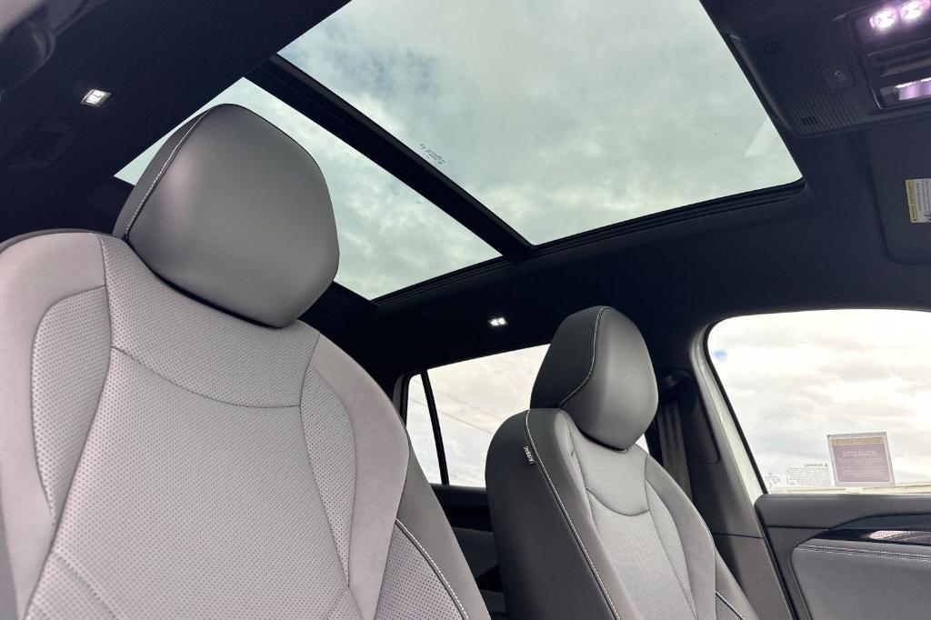 new 2026 Volkswagen Tiguan car, priced at $39,062