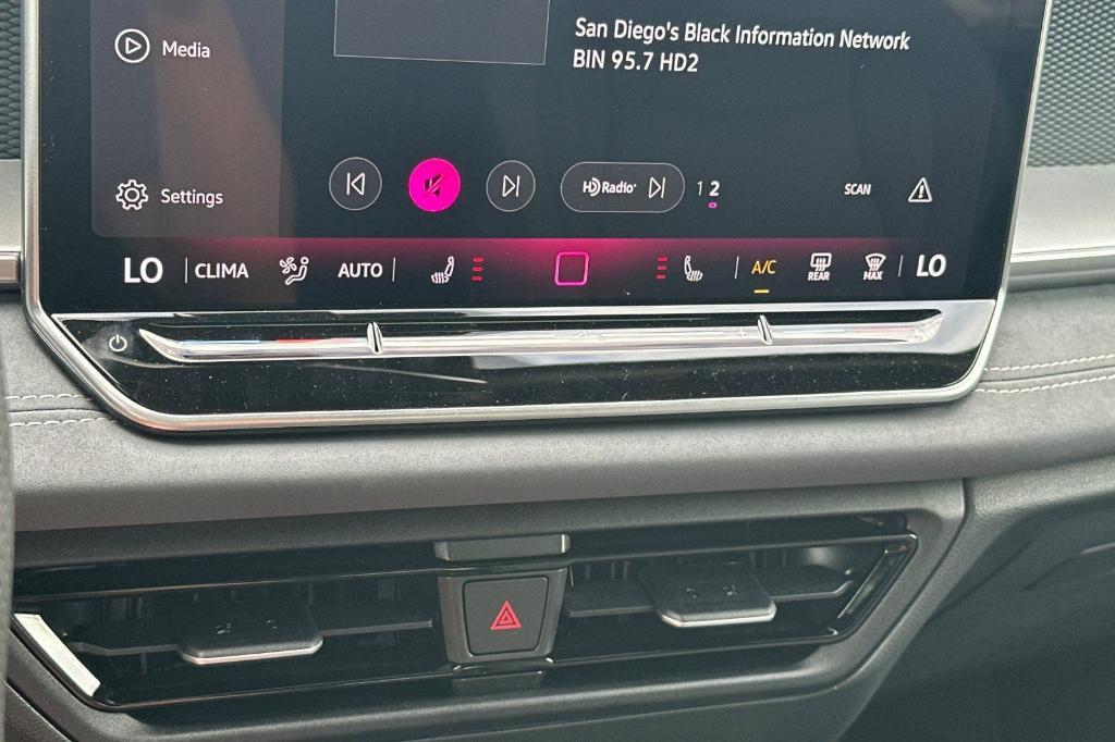 new 2026 Volkswagen Tiguan car, priced at $39,062