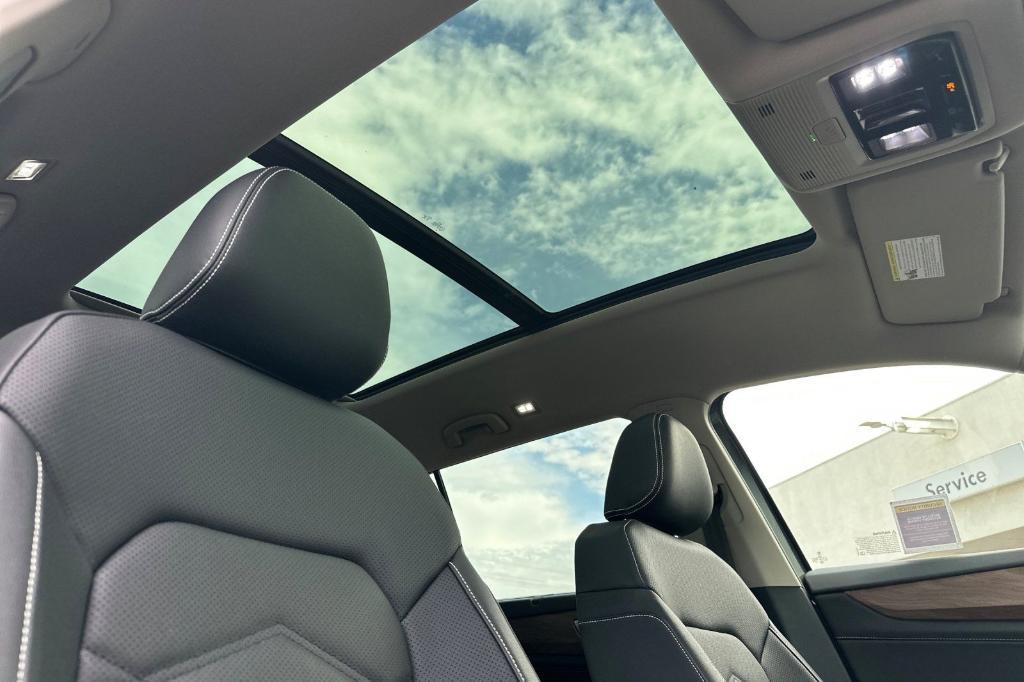 new 2026 Volkswagen Atlas car, priced at $46,524