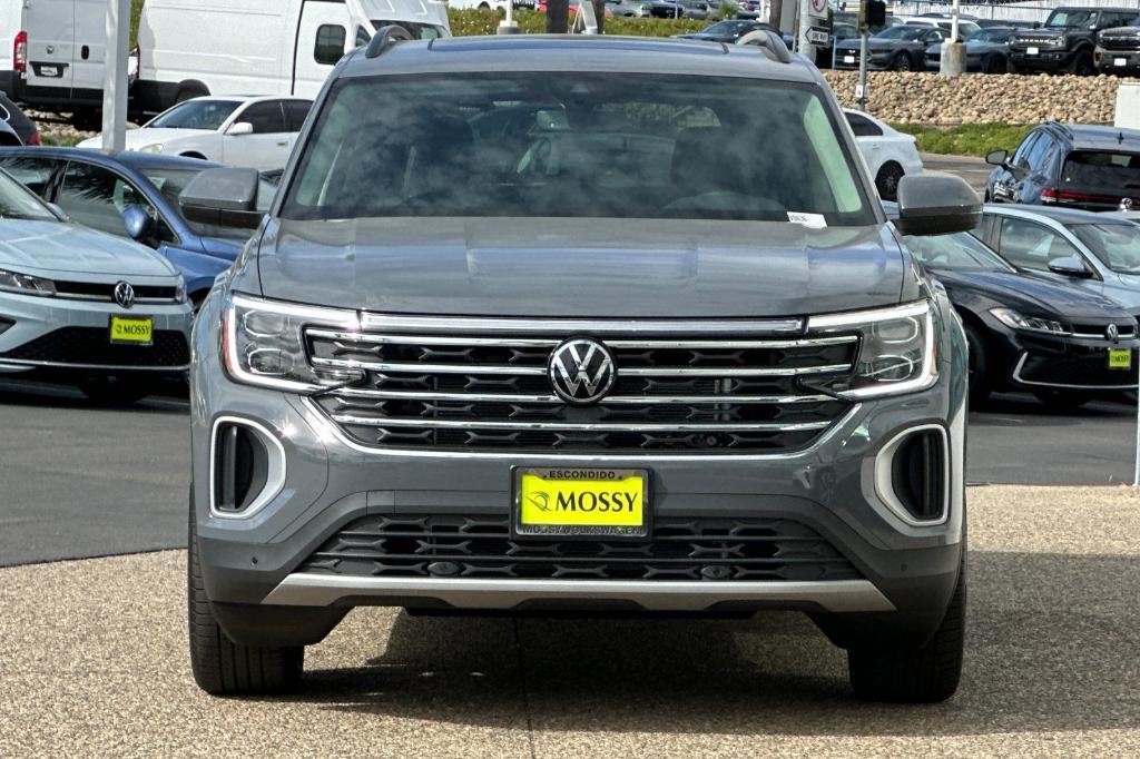 new 2026 Volkswagen Atlas car, priced at $46,524