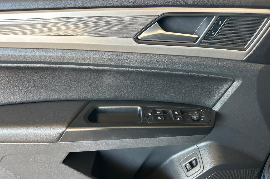 used 2020 Volkswagen Atlas Cross Sport car, priced at $19,788