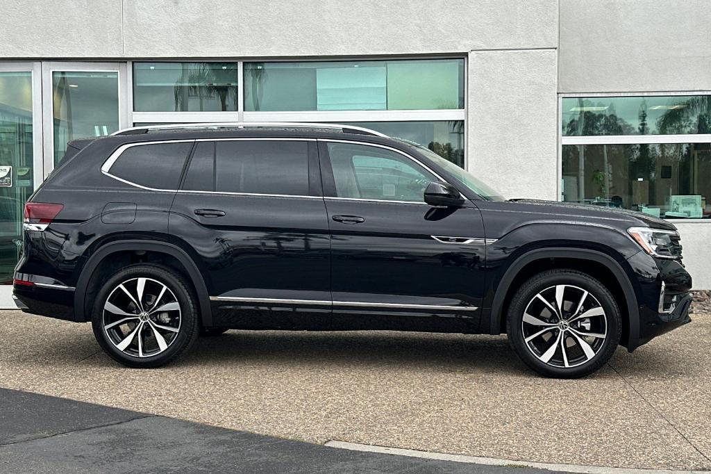new 2026 Volkswagen Atlas car, priced at $53,410