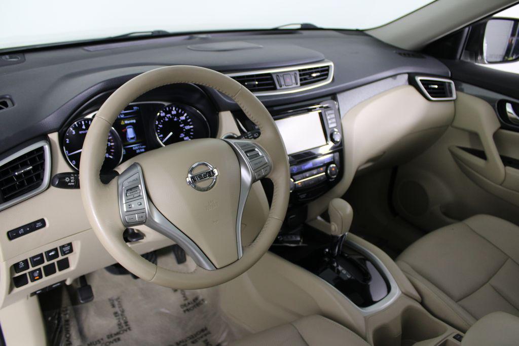 used 2014 Nissan Rogue car, priced at $11,152