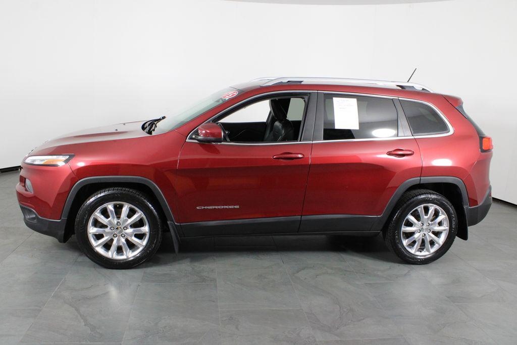 used 2015 Jeep Cherokee car, priced at $8,642