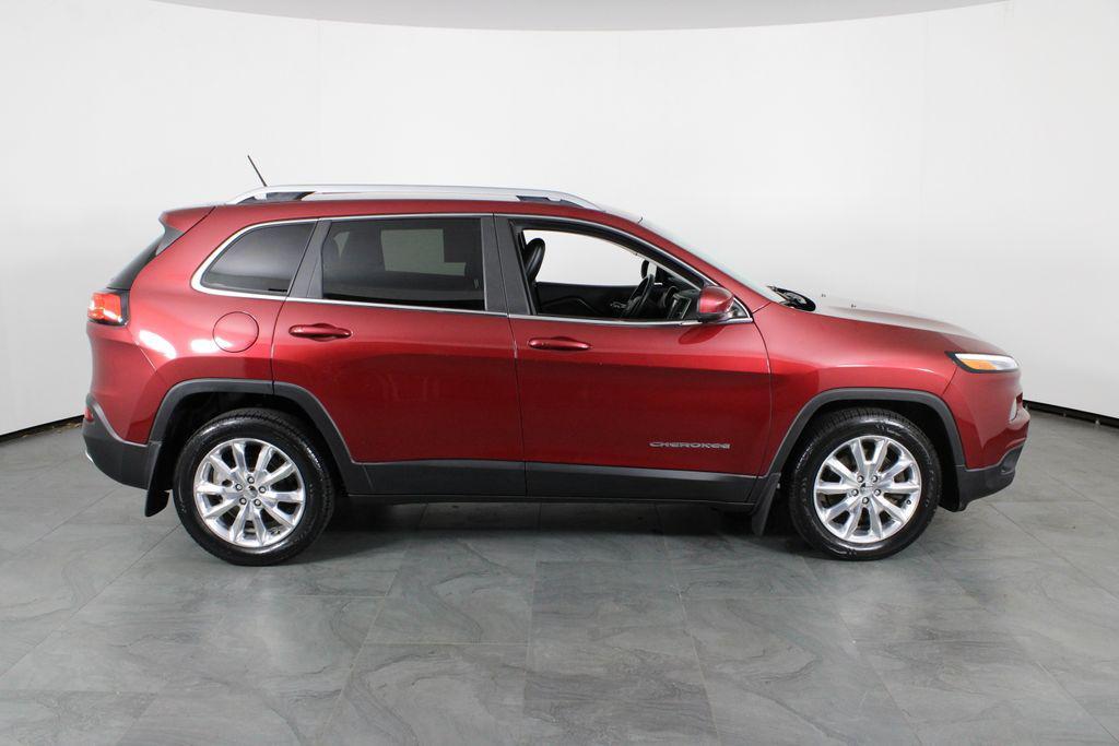 used 2015 Jeep Cherokee car, priced at $8,642