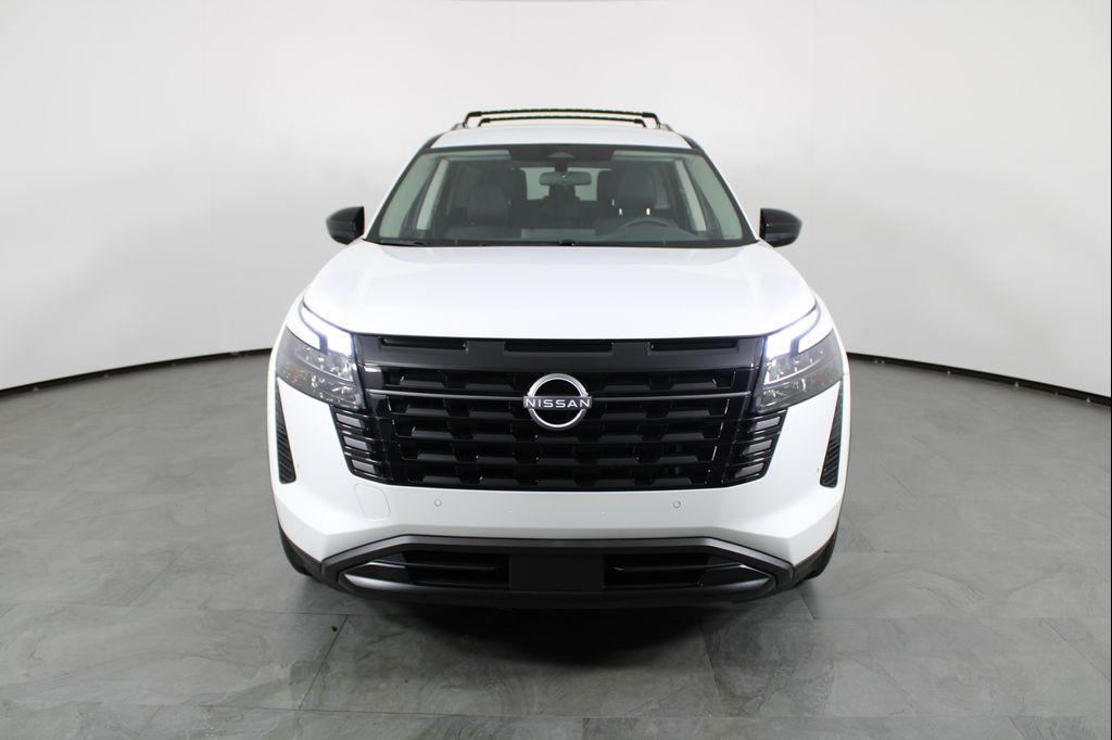 new 2026 Nissan Pathfinder car, priced at $37,022