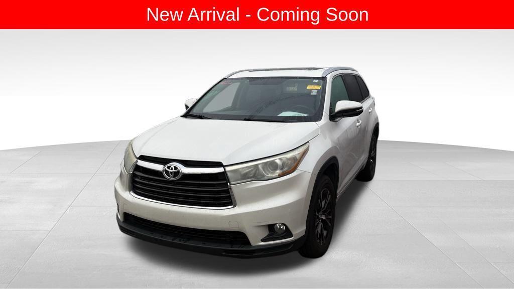 used 2016 Toyota Highlander car, priced at $14,413