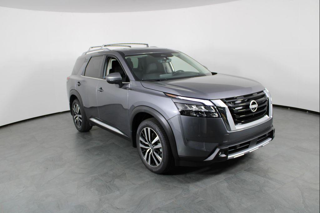 new 2025 Nissan Pathfinder car, priced at $42,966