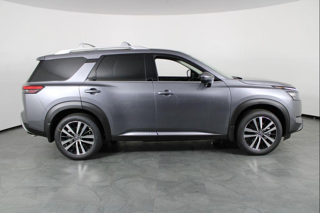 new 2025 Nissan Pathfinder car, priced at $42,966