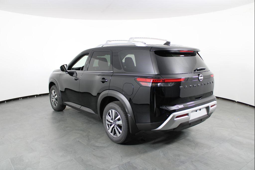 new 2025 Nissan Pathfinder car, priced at $34,890