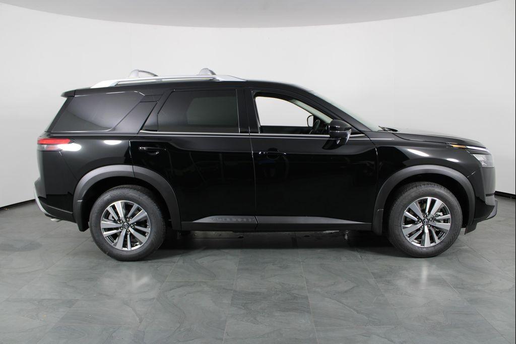 new 2025 Nissan Pathfinder car, priced at $34,890