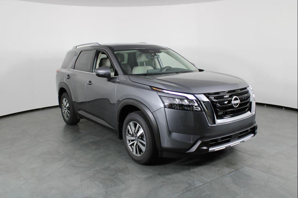 new 2025 Nissan Pathfinder car, priced at $33,450
