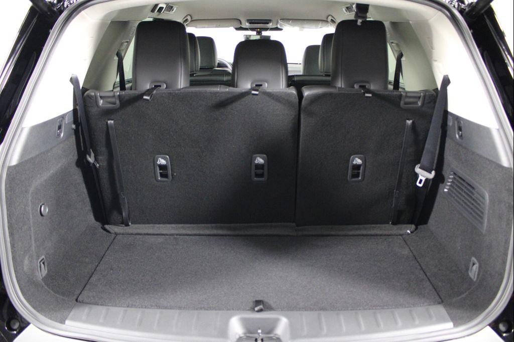 new 2025 Nissan Pathfinder car, priced at $33,450