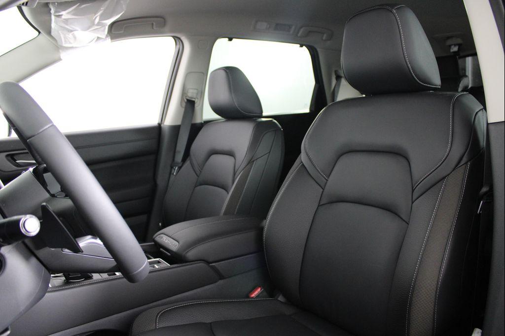 new 2025 Nissan Pathfinder car, priced at $33,450