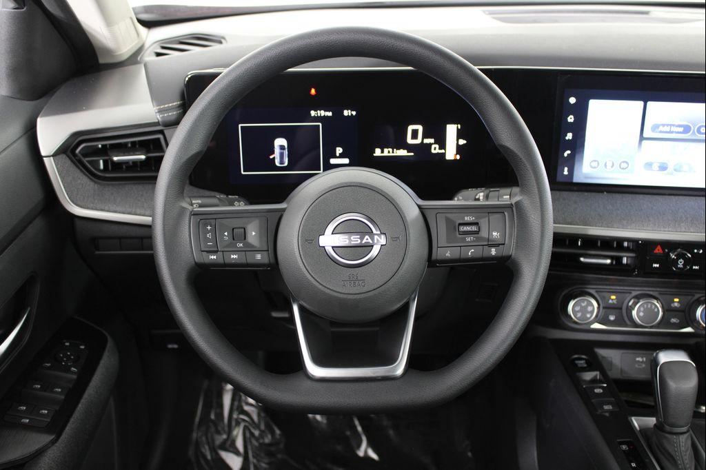 new 2025 Nissan Kicks car, priced at $23,463