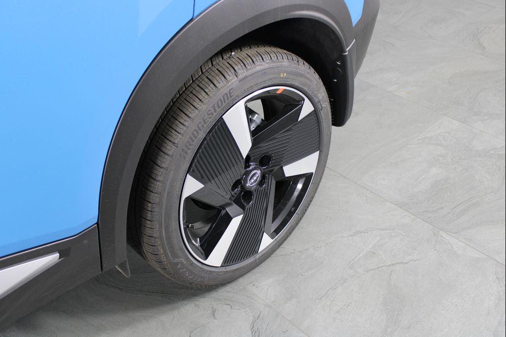 new 2026 Nissan Kicks car, priced at $27,436