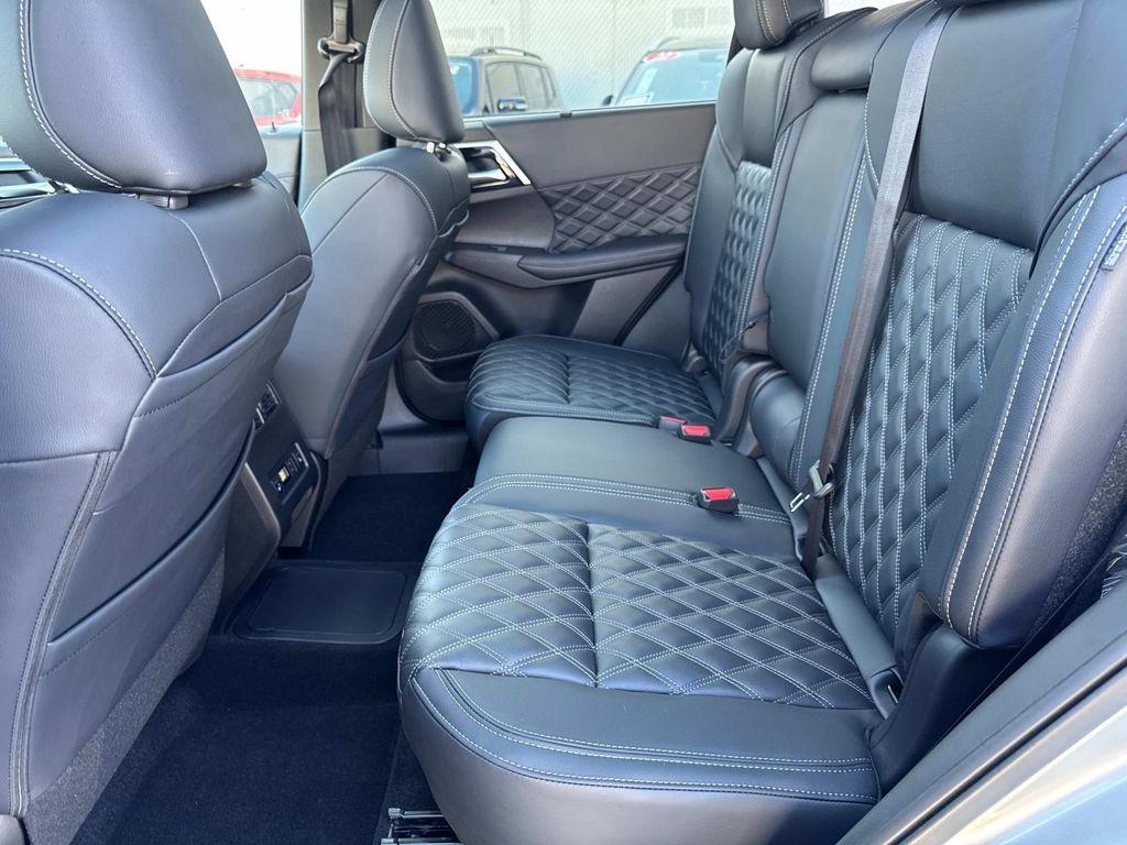 new 2025 Mitsubishi Outlander PHEV car, priced at $38,670