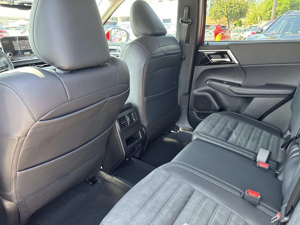 new 2025 Mitsubishi Outlander PHEV car, priced at $39,145