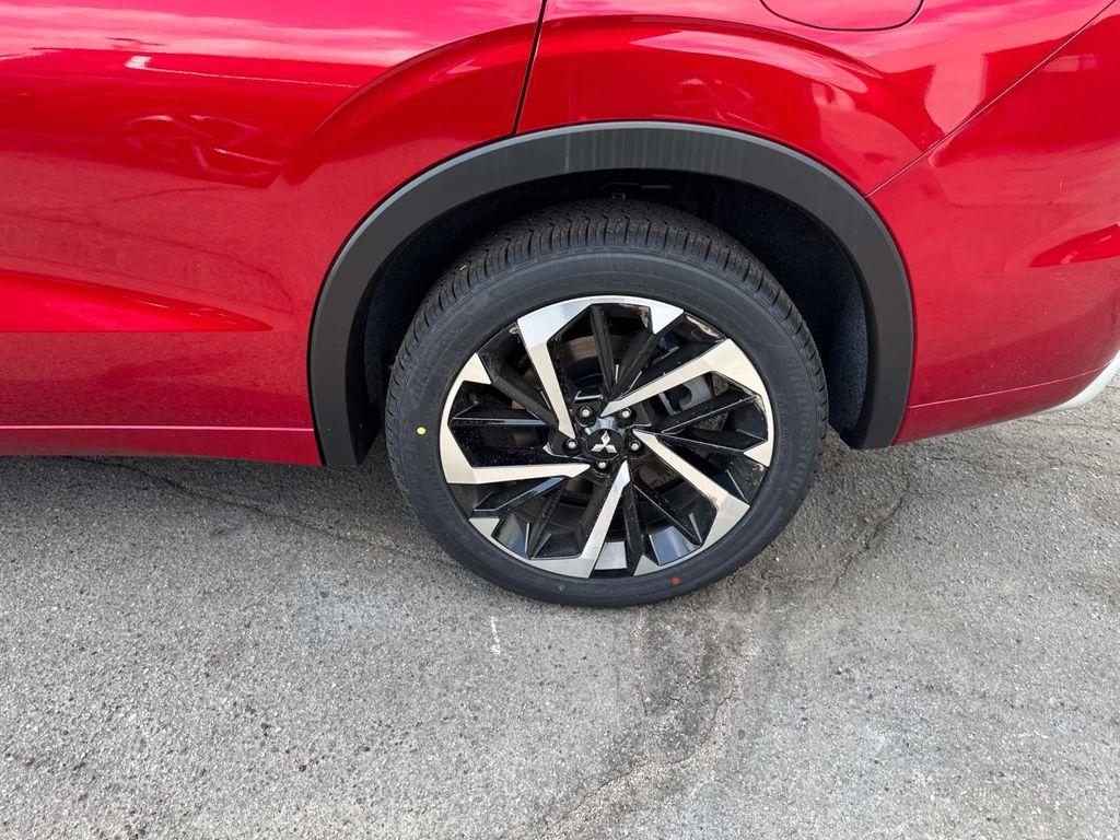 new 2025 Mitsubishi Outlander PHEV car, priced at $39,385