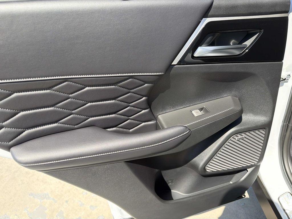 new 2026 Mitsubishi Outlander PHEV car, priced at $52,170