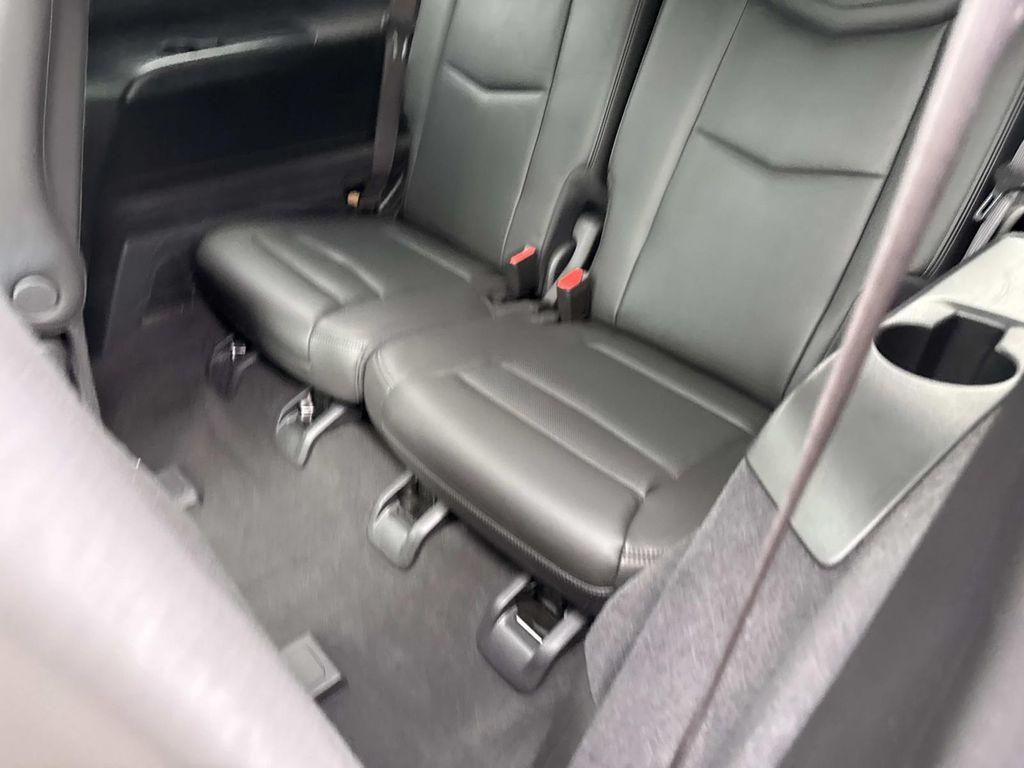 used 2025 Cadillac XT6 car, priced at $39,885