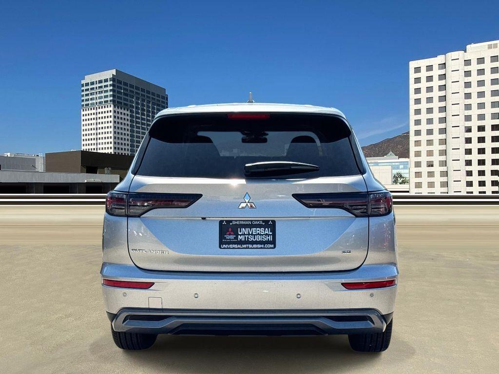 new 2025 Mitsubishi Outlander car, priced at $31,945