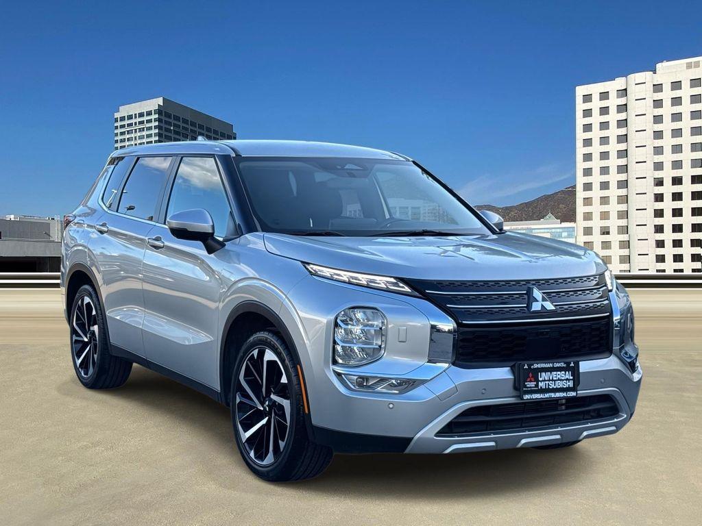 used 2024 Mitsubishi Outlander car, priced at $19,775