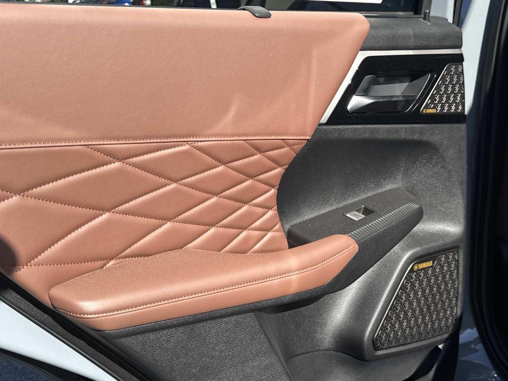 new 2026 Mitsubishi Outlander car, priced at $41,735