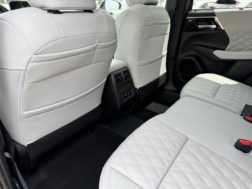 new 2025 Mitsubishi Outlander PHEV car, priced at $41,950