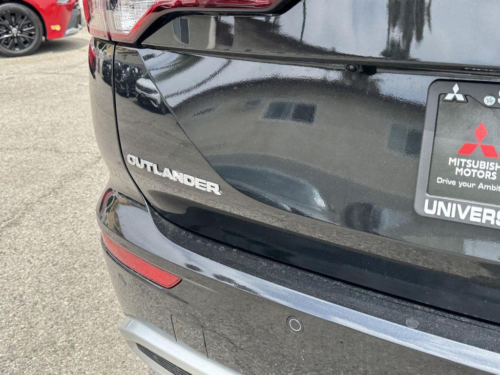 new 2025 Mitsubishi Outlander PHEV car, priced at $41,950
