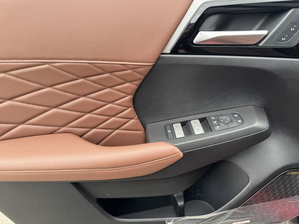 new 2025 Mitsubishi Outlander car, priced at $35,430