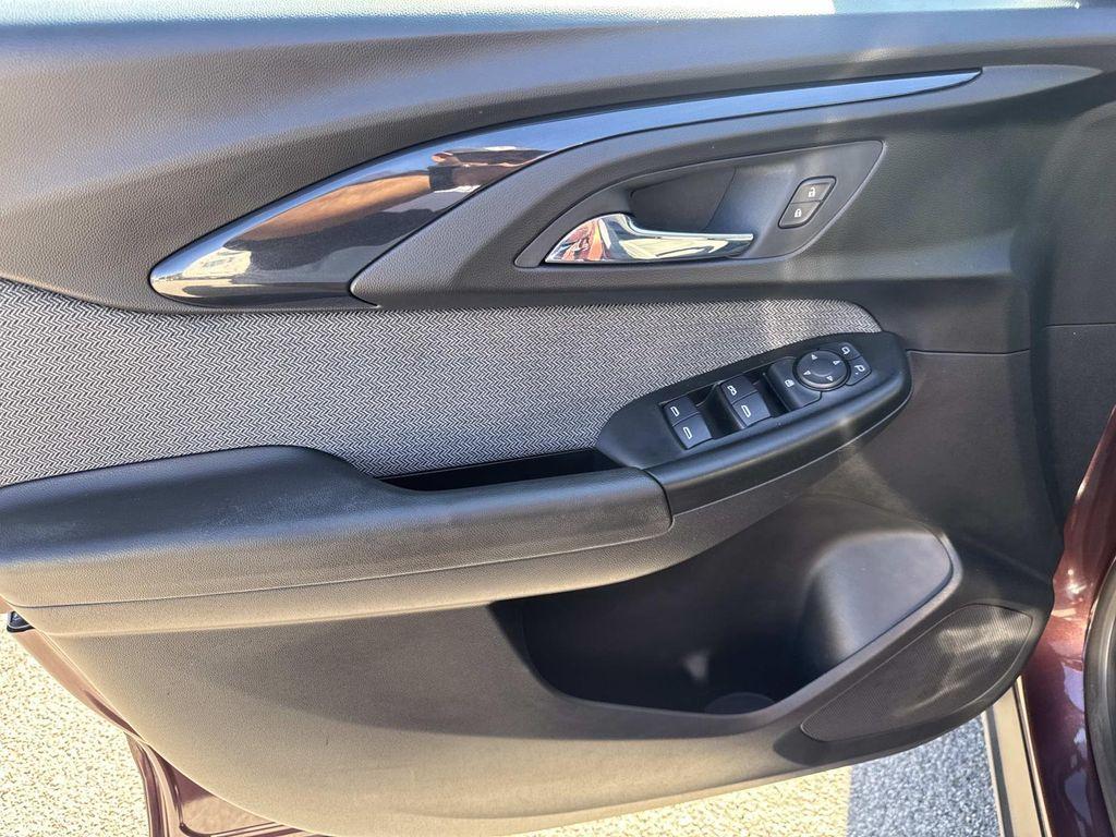 used 2023 Chevrolet TrailBlazer car, priced at $17,885