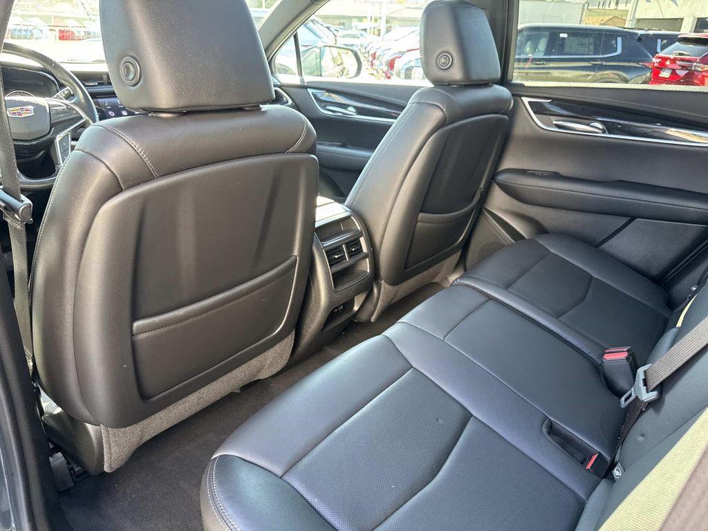 used 2020 Cadillac XT5 car, priced at $23,889