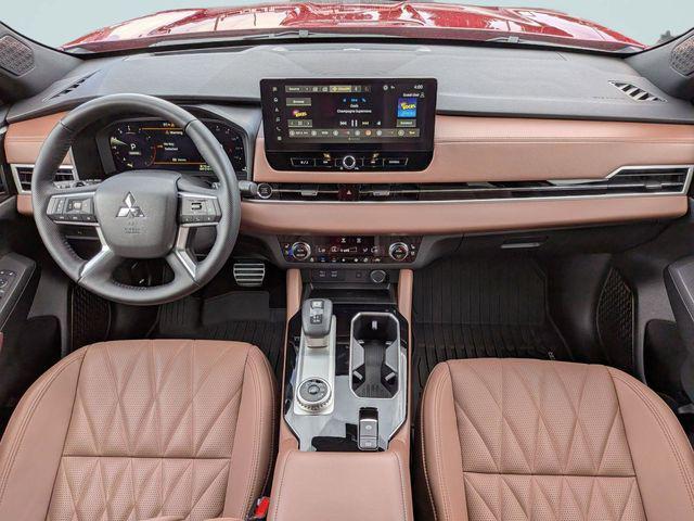 used 2025 Mitsubishi Outlander car, priced at $33,998