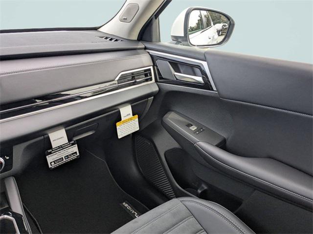 new 2025 Mitsubishi Outlander car, priced at $28,606