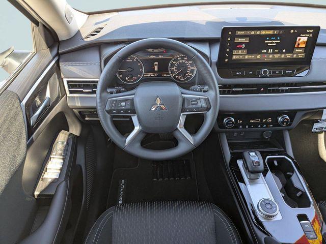 new 2025 Mitsubishi Outlander car, priced at $25,676