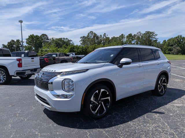 used 2023 Mitsubishi Outlander car, priced at $29,198