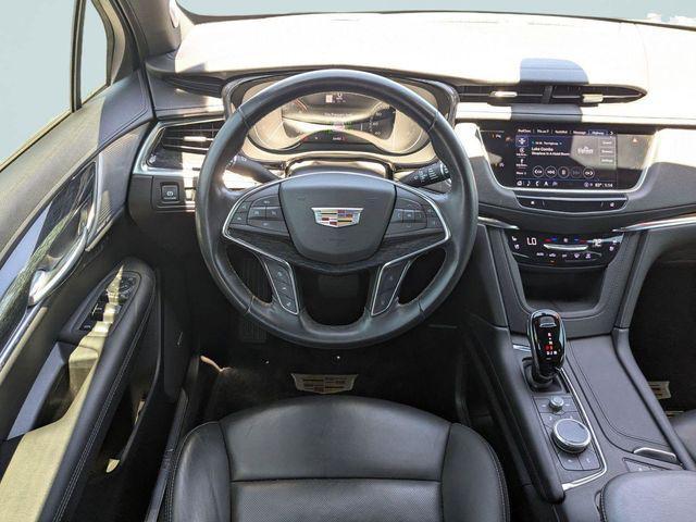 used 2022 Cadillac XT5 car, priced at $29,198