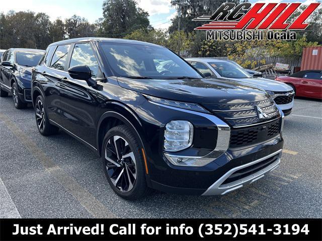 used 2024 Mitsubishi Outlander car, priced at $21,200