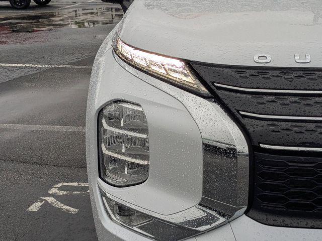 used 2023 Mitsubishi Outlander car, priced at $23,000
