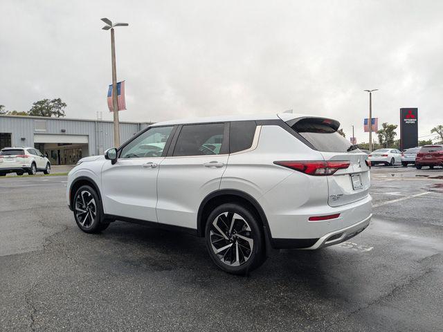 used 2023 Mitsubishi Outlander car, priced at $23,000