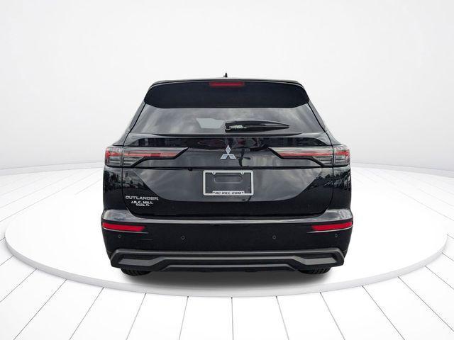 new 2026 Mitsubishi Outlander car, priced at $28,701