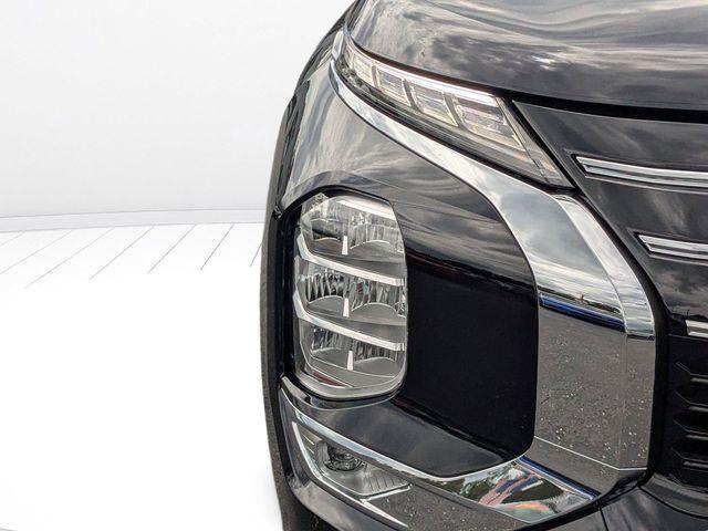 new 2026 Mitsubishi Outlander car, priced at $28,102