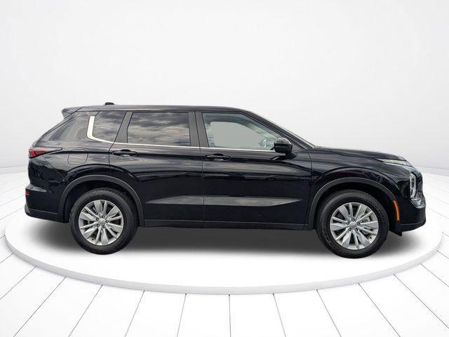 new 2026 Mitsubishi Outlander car, priced at $28,102